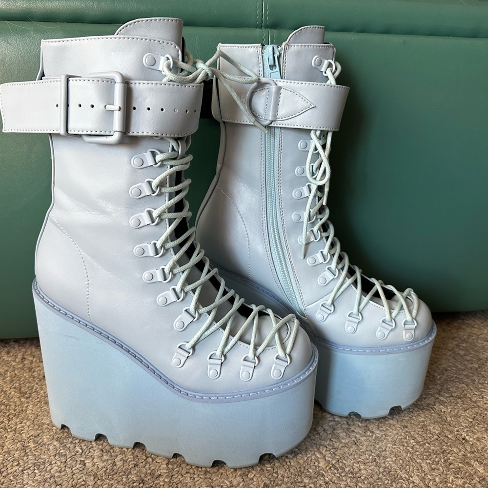 Baby Blue Traitor Boots size 8